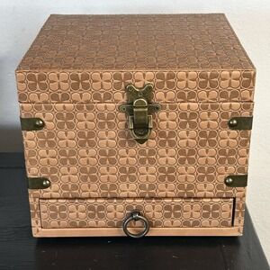 The Maker Embossed Trunk Large Cappuccino Brown Lid Drawer Limited Ed NEW Flaw